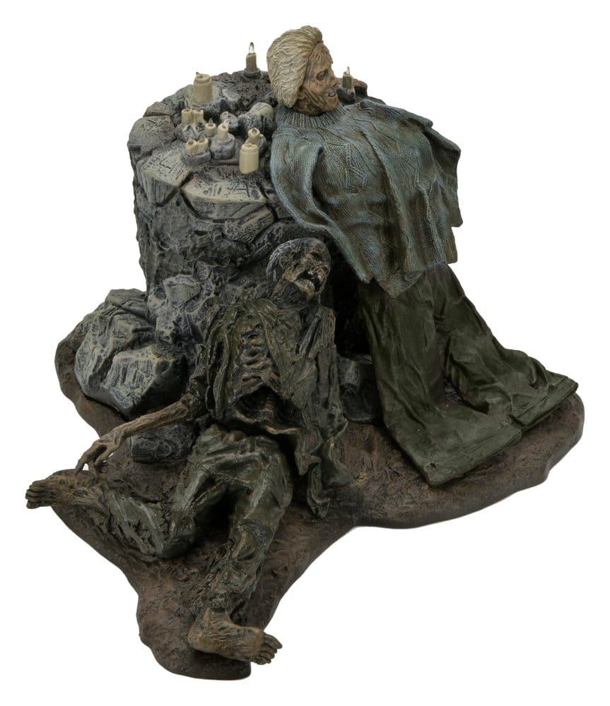 Friday the 13th: The Game diorama Pamela Shrine