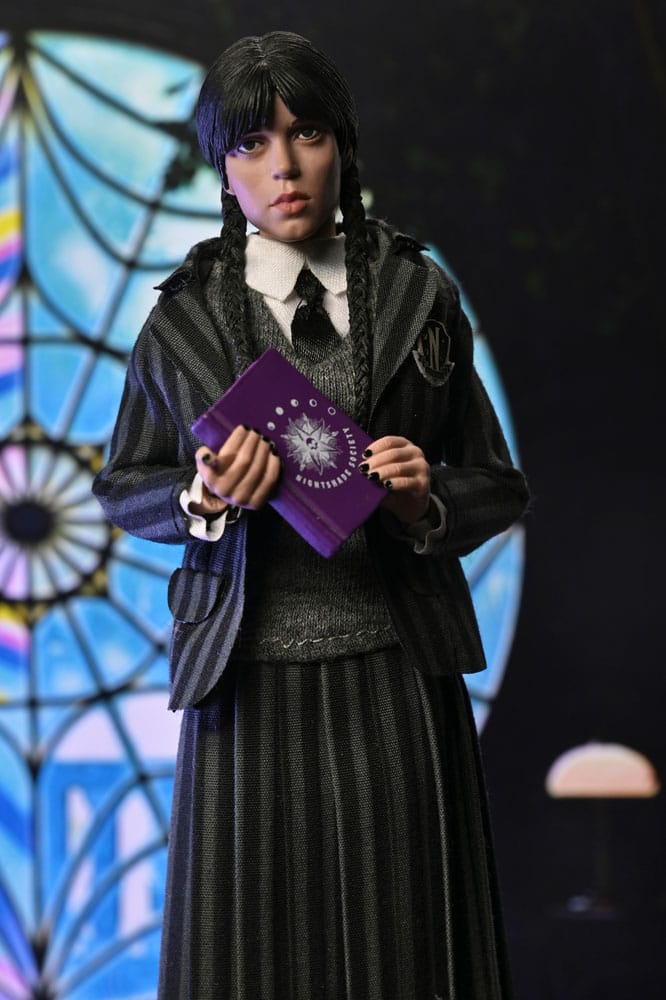 Wednesday Pack de 2 figurines Wednesday Addams (Nevermore Uniform) and Enid 20 cm