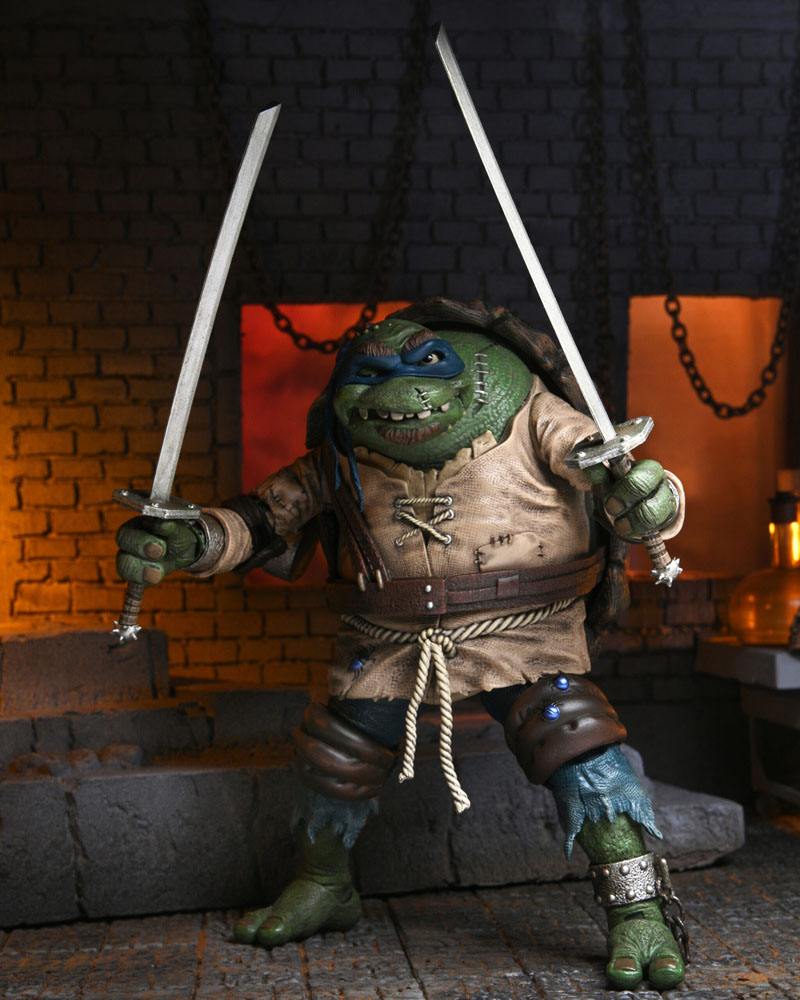 Universal Monsters x Teenage Mutant Ninja Turtles figurine Ultimate Leonardo as The Hunchback 18 cm
