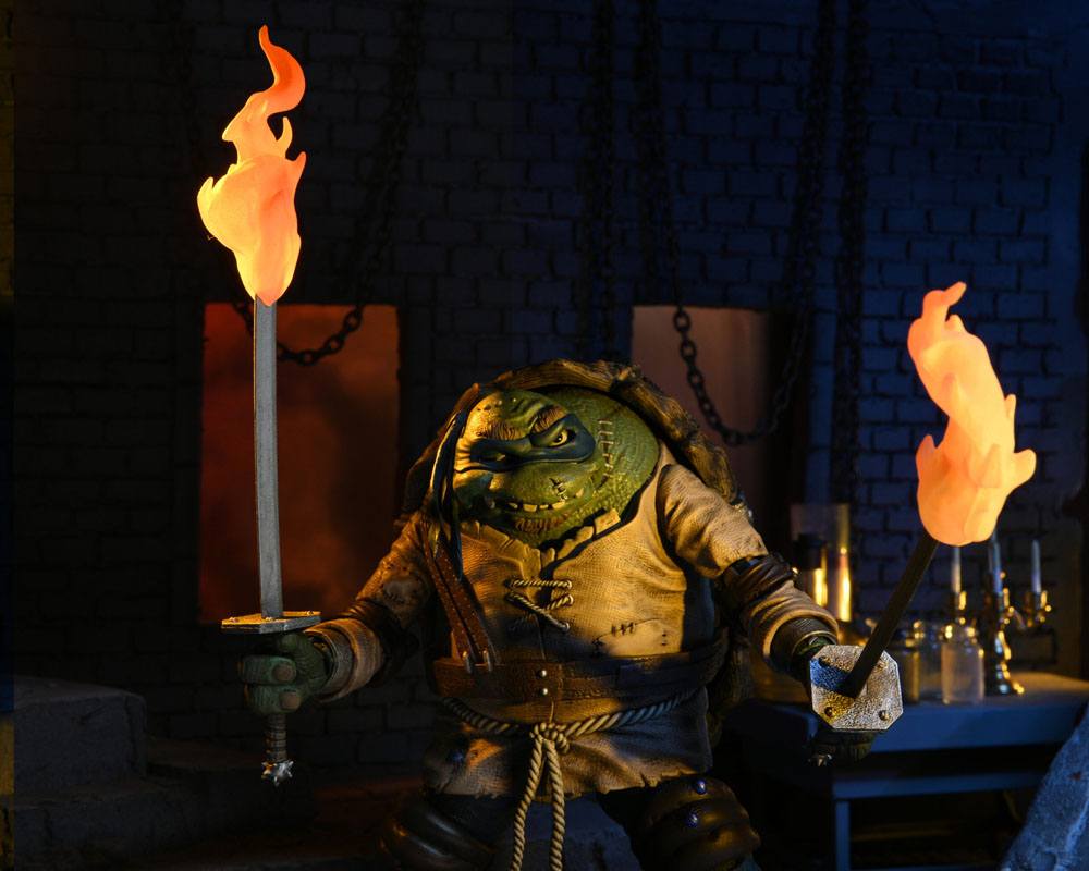 Universal Monsters x Teenage Mutant Ninja Turtles figurine Ultimate Leonardo as The Hunchback 18 cm