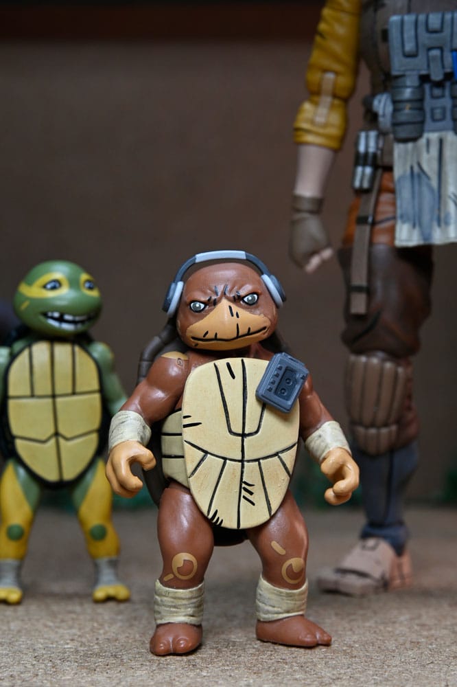 Tortues Ninja (The Last Ronin The Lost Years) figurine Synja Grammy April with Baby Yi & Moja 18 cm