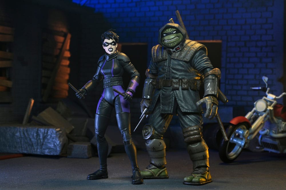 Tortues Ninja (The Last Ronin The Lost Years) figurine Casey Marie with Last Ronin Motorcycle 18 cm