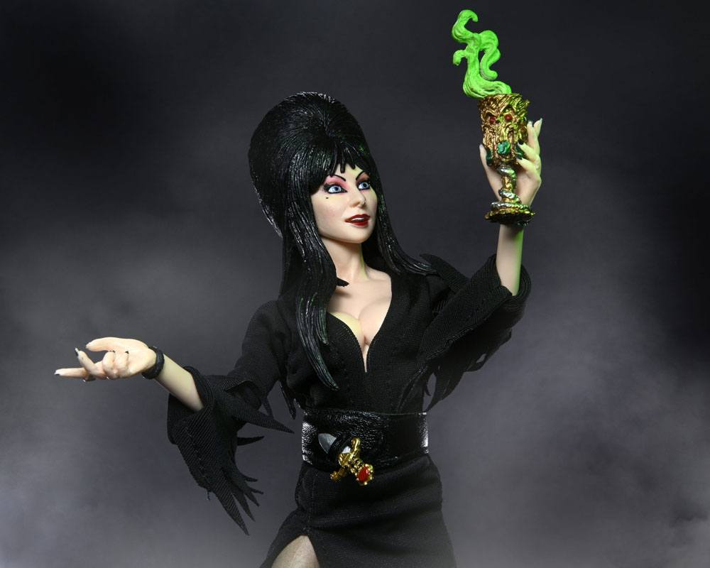 Elvira, Mistress of the Dark figurine Clothed 20 cm