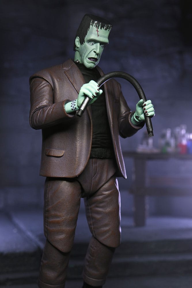 Rob Zombie's The Munsters figurine Ultimate Herman Munster 18 cm