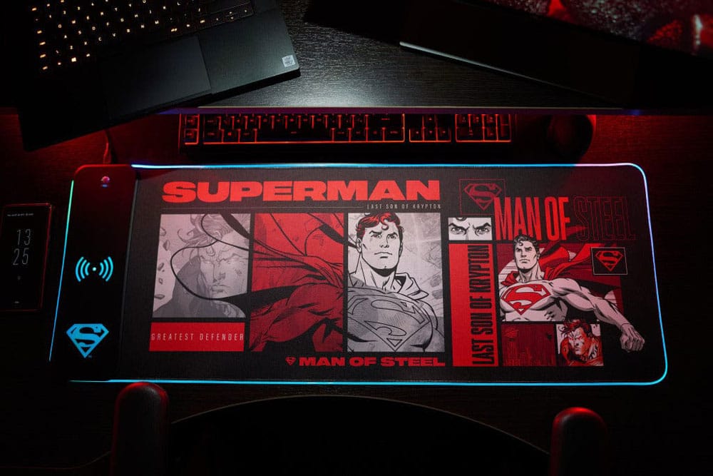Numskull - DC Comics - Tapis de souris de jeu XXL et chargeur sans fil Superman