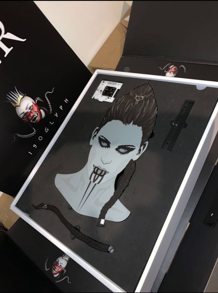 Court of the Dead décoration murale interactive Kier Isoglyph 111 cm