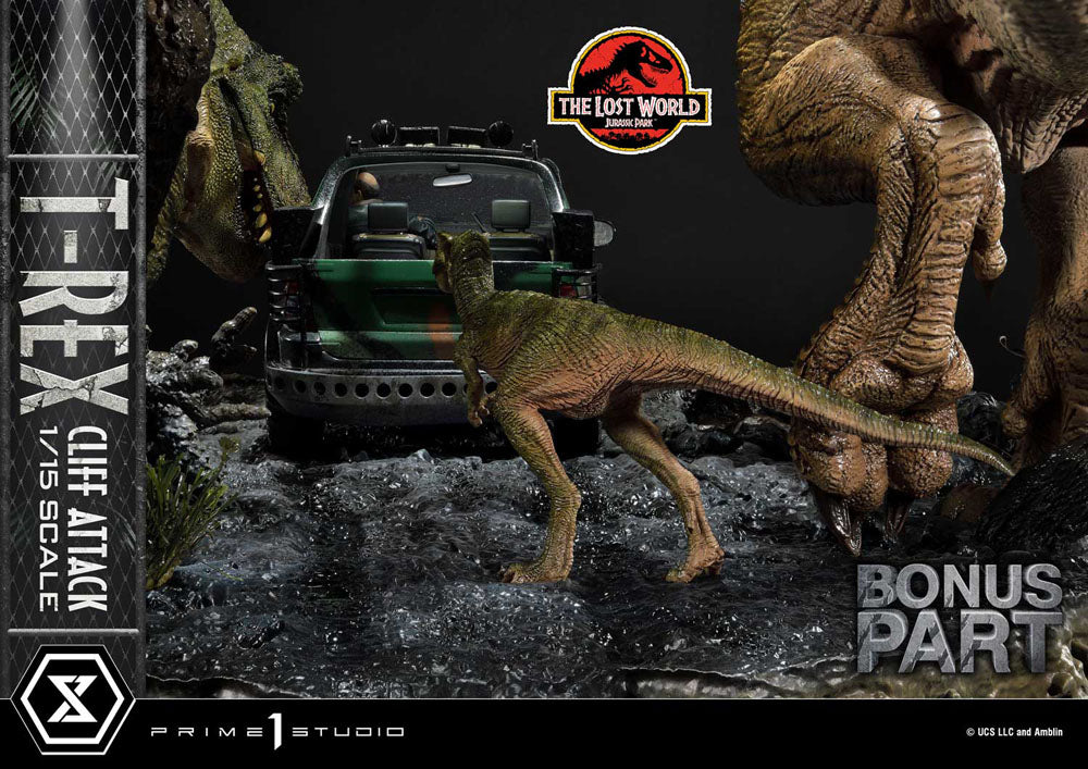 Jurassic World: The Lost World statuette 1/15 T-Rex Cliff Attack Bonus Version 53 cm