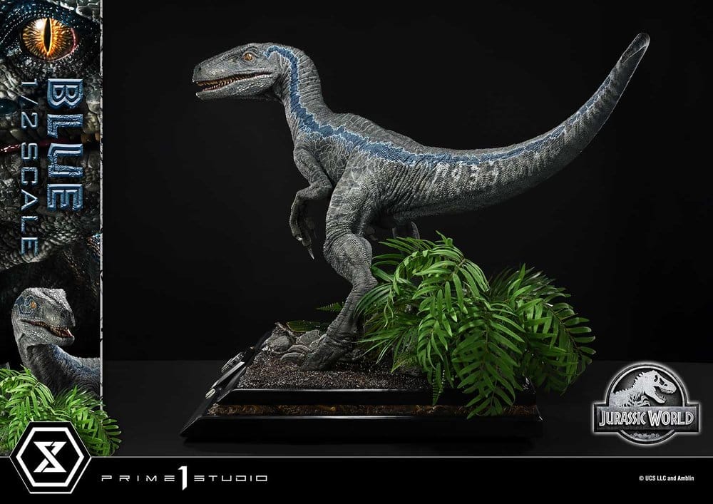 Jurassic World: Fallen Kingdom (Film) statuette Legacy Museum Collection 1/2 Blue 88 cm