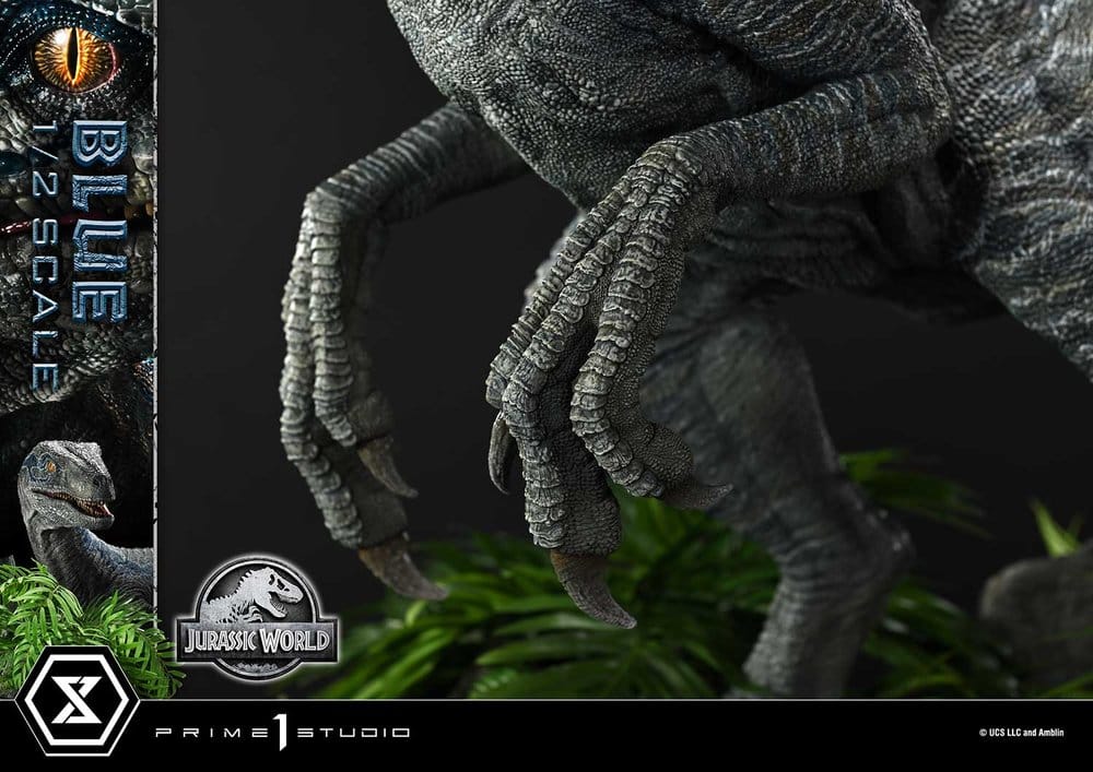 Jurassic World: Fallen Kingdom (Film) statuette Legacy Museum Collection 1/2 Blue 88 cm