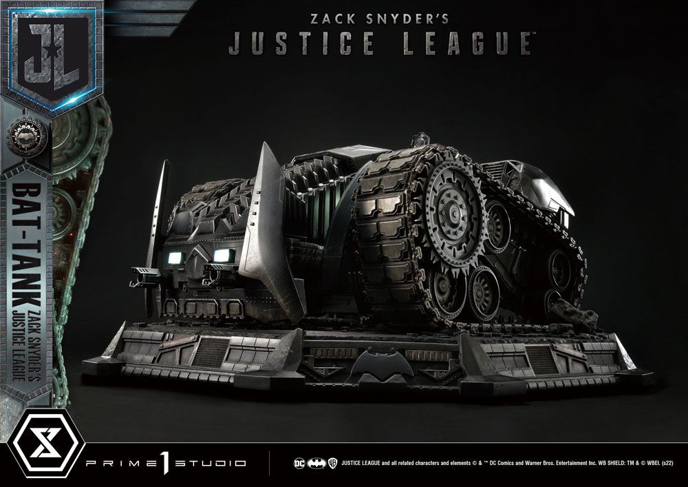 Zack Snyder's Justice League diorama Museum Masterline Bat-Tank 36 cm