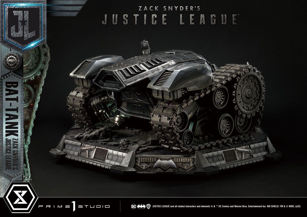 Zack Snyder's Justice League diorama Museum Masterline Bat-Tank 36 cm