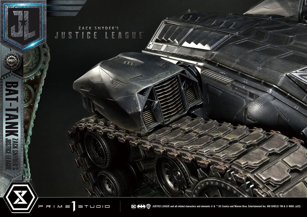Zack Snyder's Justice League diorama Museum Masterline Bat-Tank 36 cm
