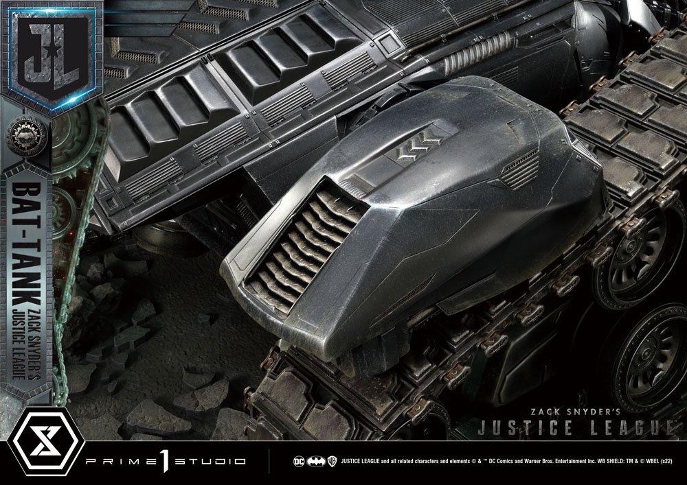 Zack Snyder's Justice League diorama Museum Masterline Bat-Tank 36 cm
