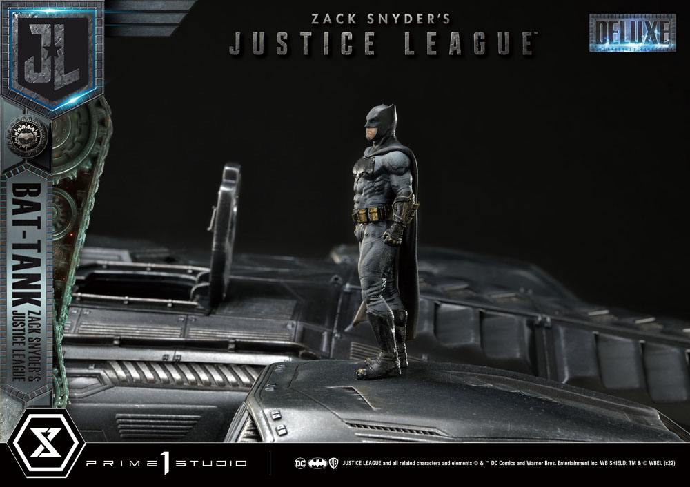 Zack Snyder's Justice League diorama Museum Masterline Bat-Tank Deluxe Version 36 cm