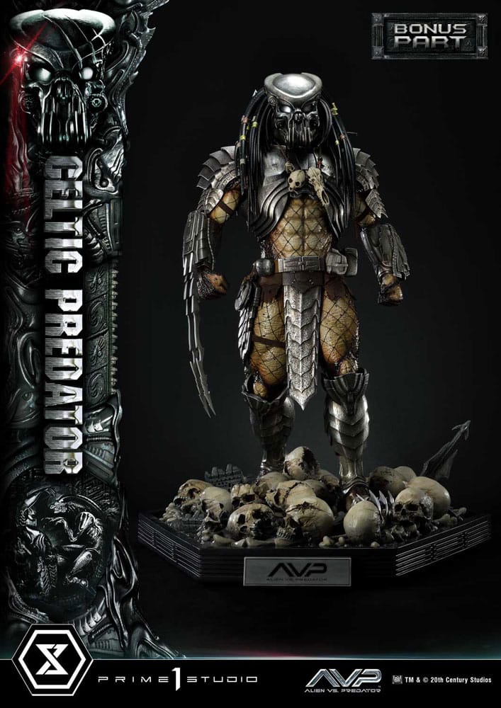 The Alien vs. Predator statuette Museum Masterline Series 1/3 Celtic Predator Bonus Ver. 95 cm