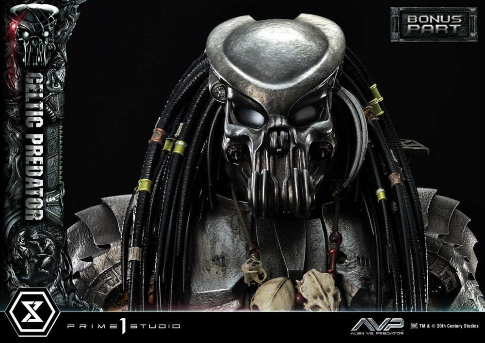The Alien vs. Predator statuette Museum Masterline Series 1/3 Celtic Predator Bonus Ver. 95 cm