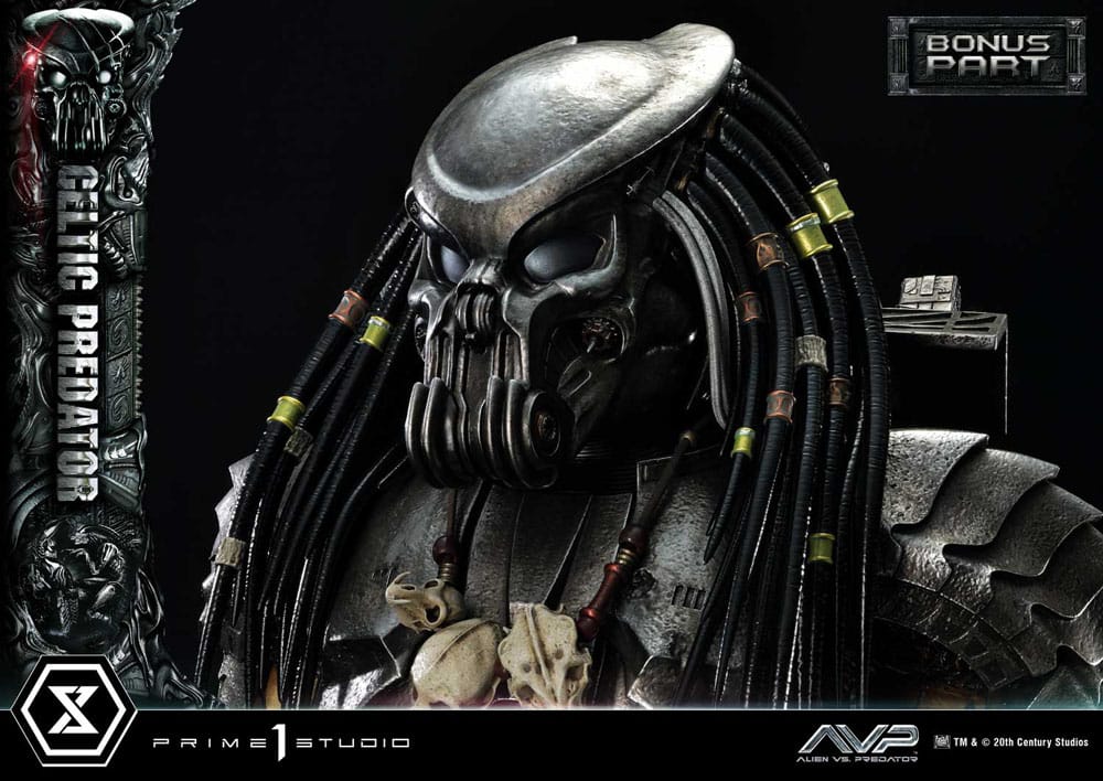 The Alien vs. Predator statuette Museum Masterline Series 1/3 Celtic Predator Bonus Ver. 95 cm