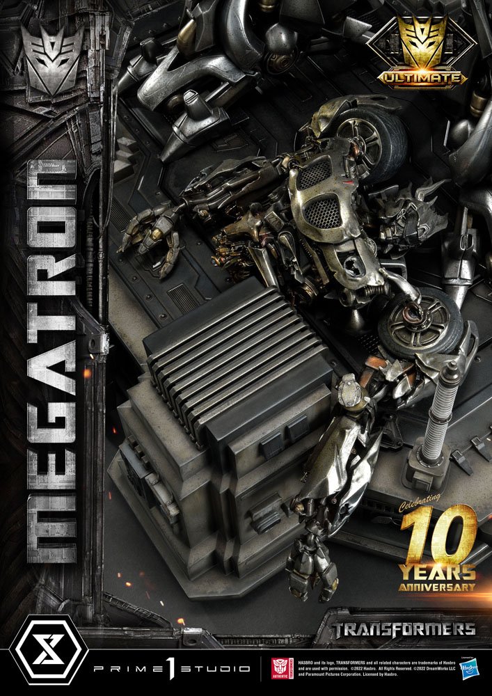Transformers statuette Museum Masterline Megatron Ultimate Bonus Version 84 cm