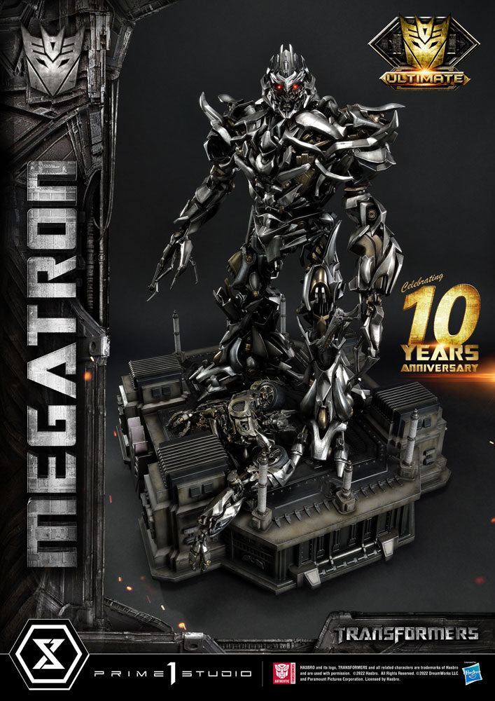 Transformers statuette Museum Masterline Megatron Ultimate Bonus Version 84 cm