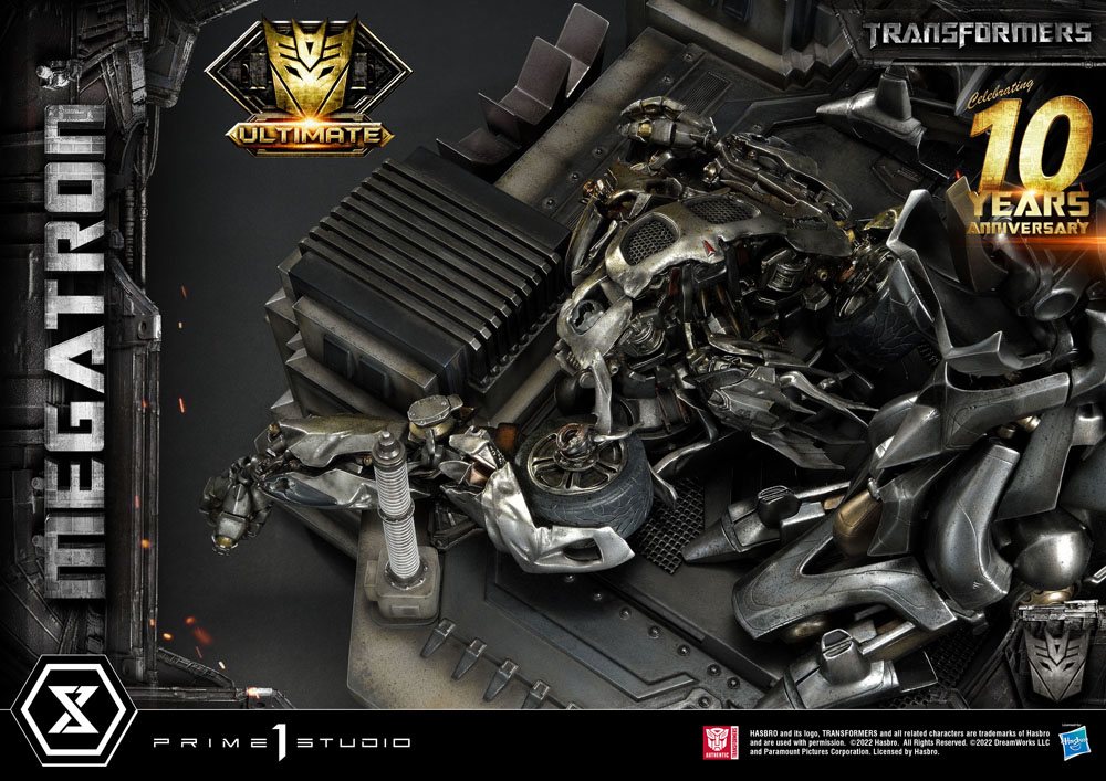 Transformers statuette Museum Masterline Megatron Ultimate Bonus Version 84 cm