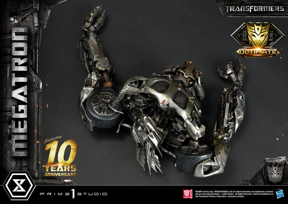 Transformers statuette Museum Masterline Megatron Ultimate Bonus Version 84 cm
