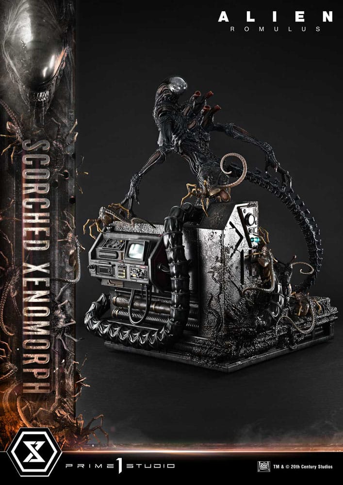 Alien: Romulus statuette Museum Masterline XL 1/3 Scorched Xenomorph 98 cm