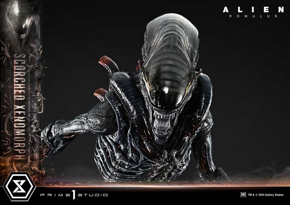 Alien: Romulus statuette Museum Masterline XL 1/3 Scorched Xenomorph 98 cm