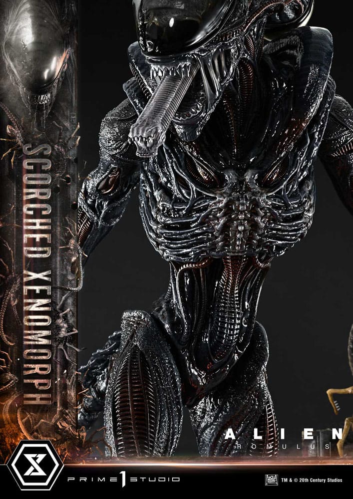 Alien: Romulus statuette Museum Masterline XL 1/3 Scorched Xenomorph 98 cm