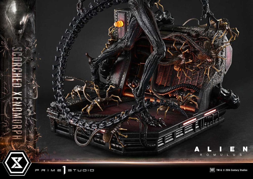 Alien: Romulus statuette Museum Masterline XL 1/3 Scorched Xenomorph Deluxe Version 98 cm