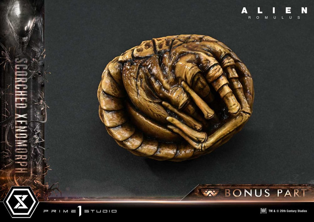 Alien: Romulus statuette Museum Masterline XL 1/3 Scorched Xenomorph Deluxe Bonus Version 98 cm