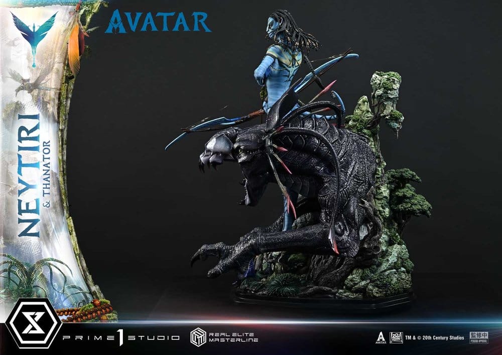 Avatar (Film) statuette Real Elite Masterline Series 1/4 Neytiri & Thanator Deluxe Version 75 cm