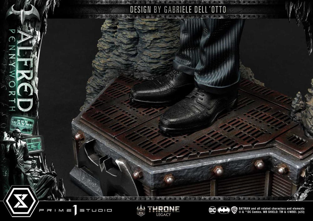 DC Comics statuette Throne Legacy Series Alfred Pennyworth (Batman Comics) Bonus Version 57 cm
