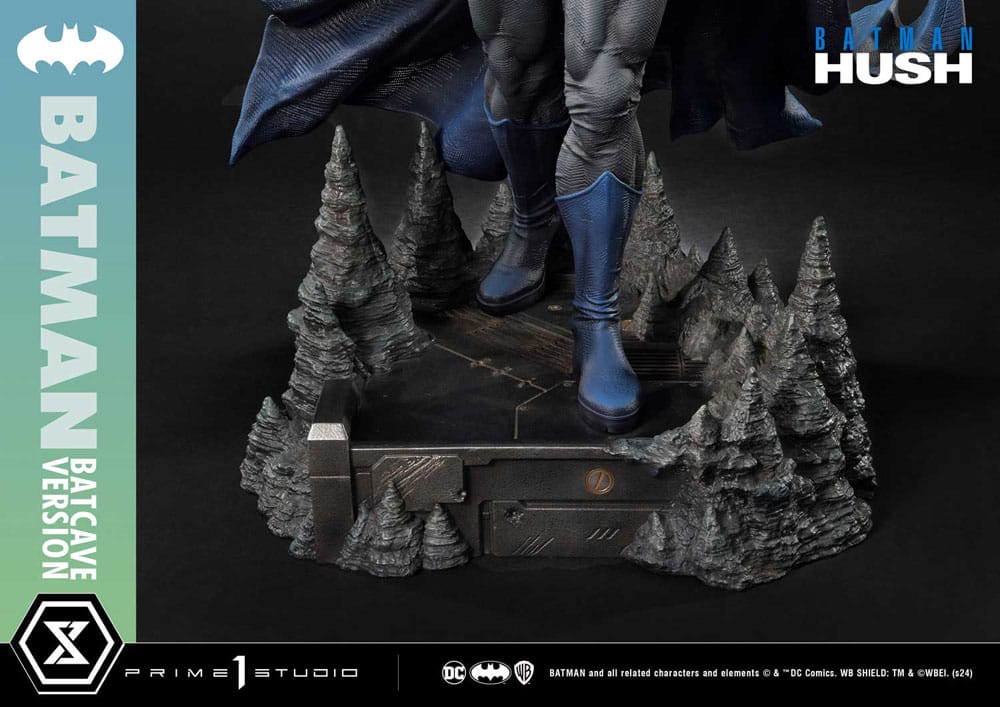 Batman statuette Ultimate Premium Masterline Series 1/4 Hush (Comics) Batman 56 cm