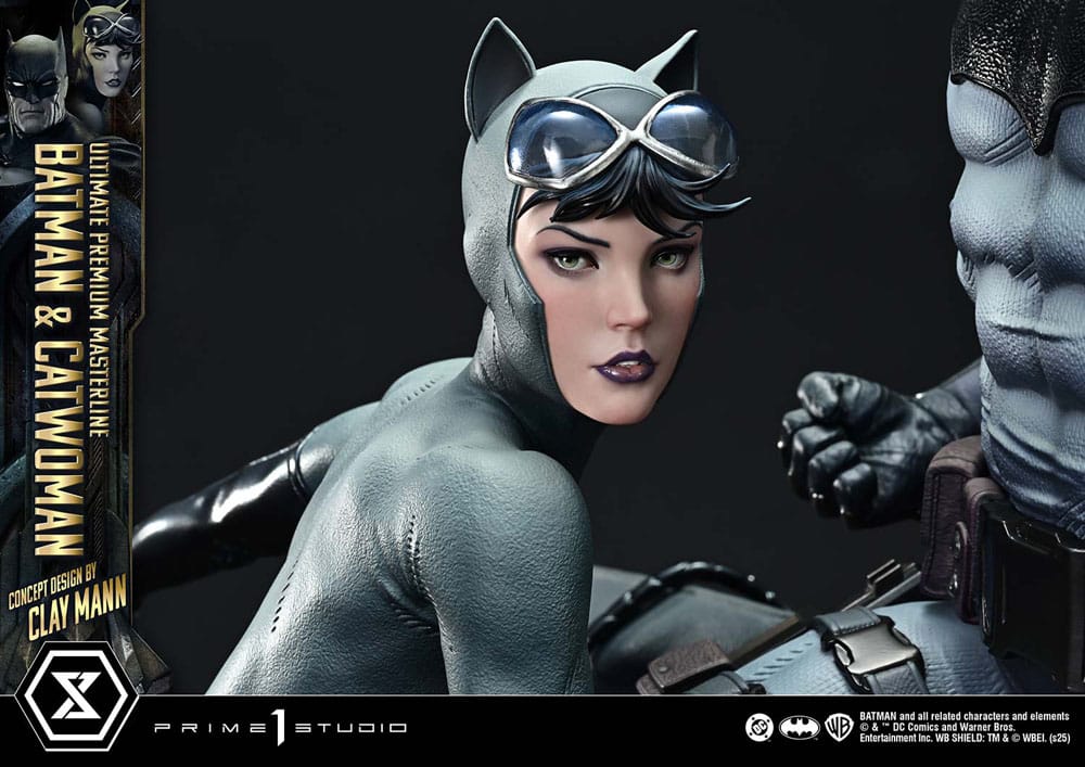 DC Comics statuette Ultimate Premium Masterline Series 1/4 Batman & Catwoman (Concept Design by Clay Mann) 56 cm