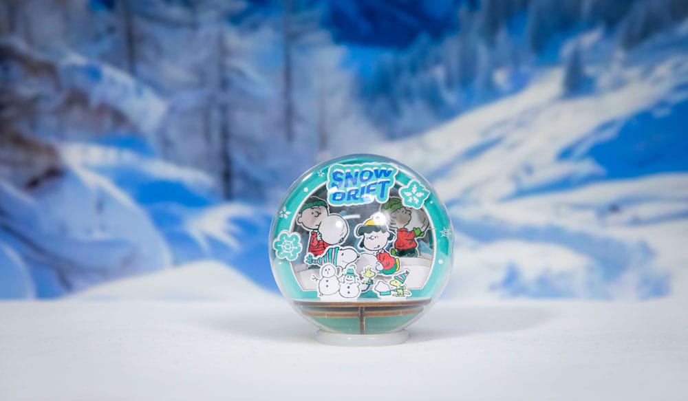 Peanuts Puremind maquette Wooden Theater Globe Snow Drift