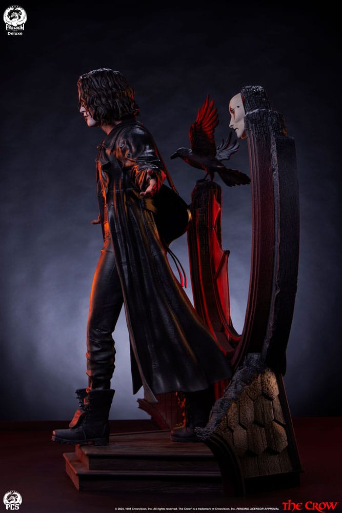 The Crow statuette Epic Series 1/3 Crow Deluxe Edition 66 cm