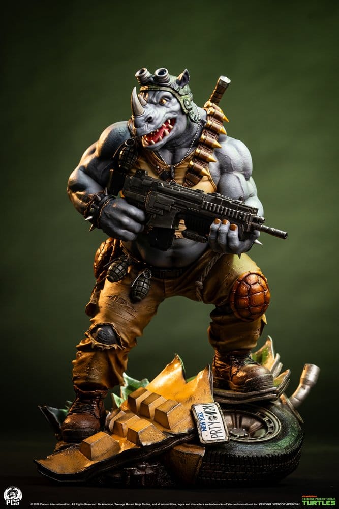 Teenage Mutant Ninja Turtles Legends statuette 1/3 Rocksteady 69 cm