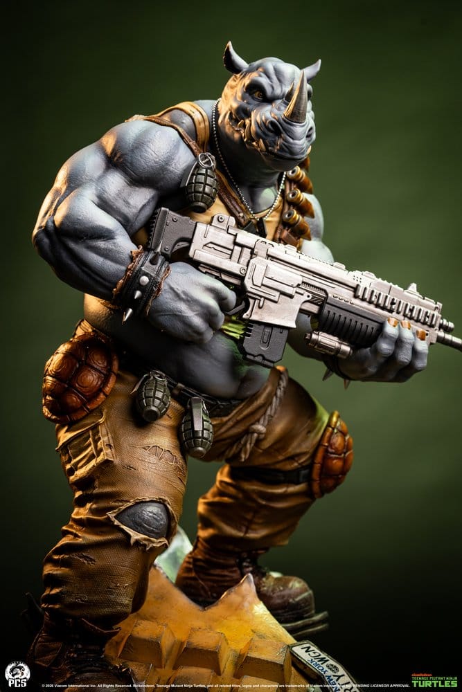 Teenage Mutant Ninja Turtles Legends statuette 1/3 Rocksteady 69 cm