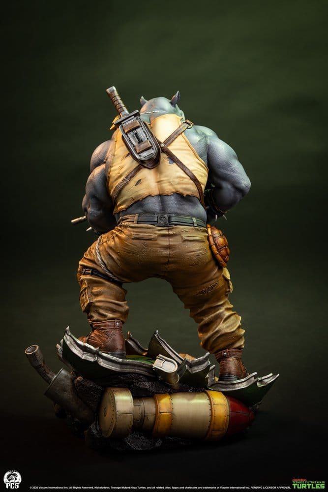Teenage Mutant Ninja Turtles Legends statuette 1/3 Rocksteady 69 cm