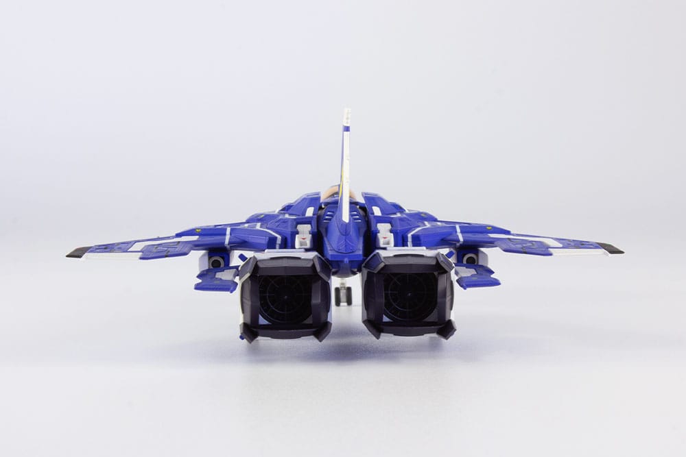 Raiden V Director´s Cut figurine Plastic Model Kit 1/100 FT-00004A Azuma 2P Color Ver. 18 cm