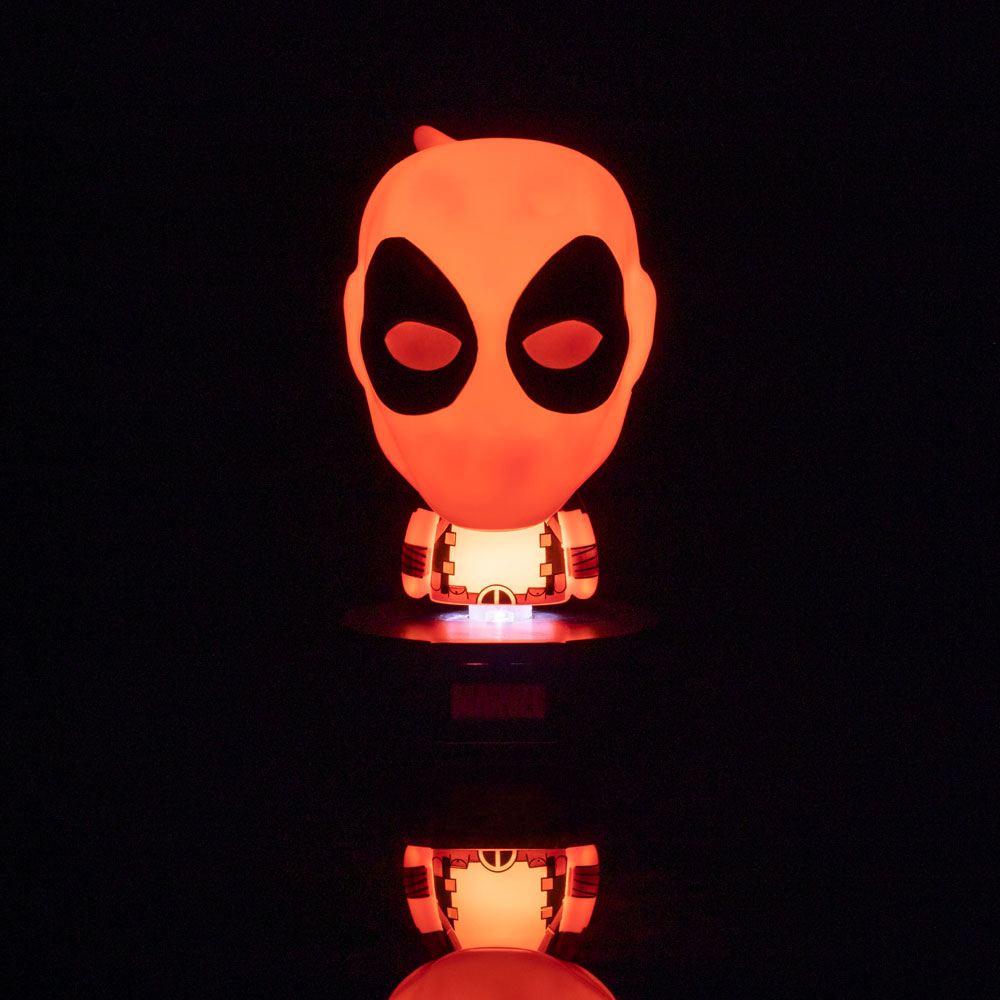 Deadpool Icon Light