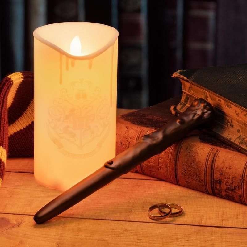 Harry Potter lampe bougie avec télécommande baguette magique 19 cm