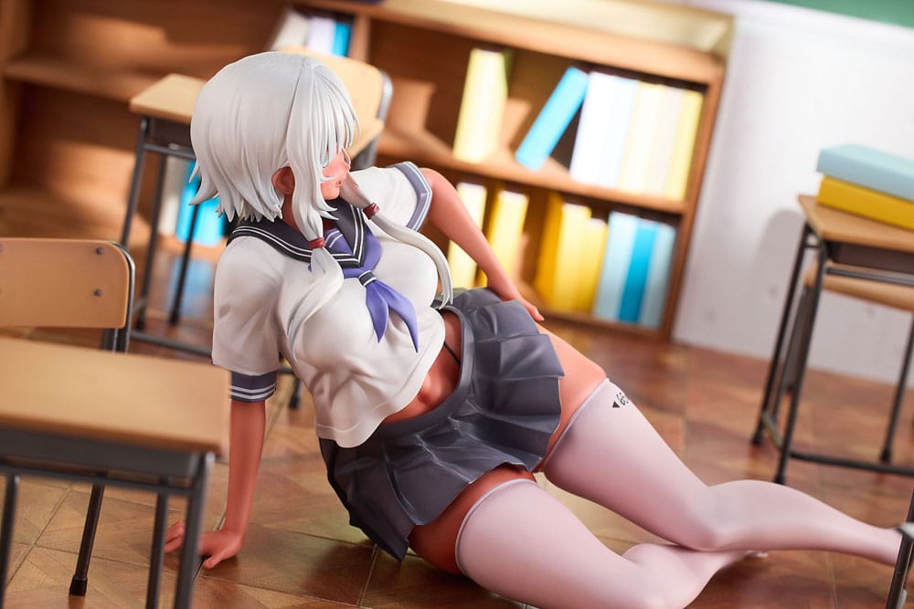 World Where the Thickness of a Girl's Thighs is Equal to Her Social Status statuette 1/5 Raura Aiza 14 cm