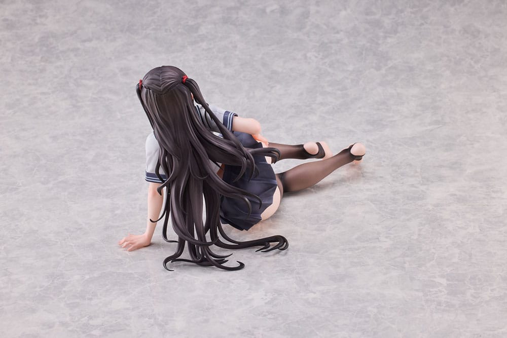 World Where the Thickness of a Girl's Thighs is Equal to Her Social Status statuette 1/5 Iroha Shishikura 14 cm