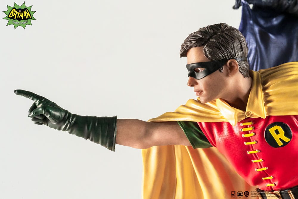 PureArts - 1:8 Scale Statues - Batman '66 - Batman et Robin Statue 23cm
