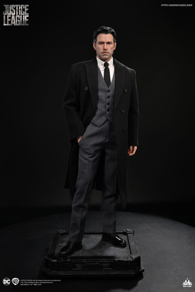Justice League statuette 1/4 Bruce Wayne (Ben Affleck) 51 cm