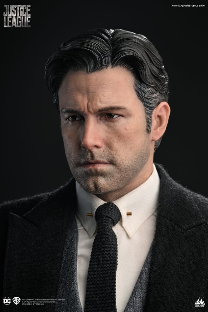 Justice League statuette 1/4 Bruce Wayne (Ben Affleck) 51 cm
