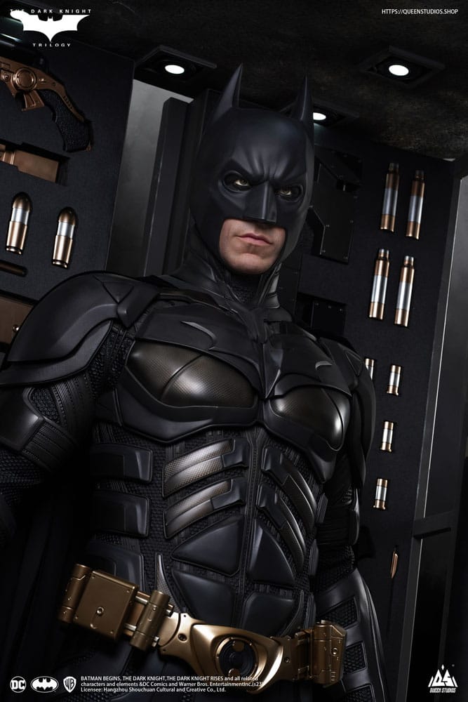 The Dark Knight statuette 1/1 Batman Ultimate Edition 207 cm