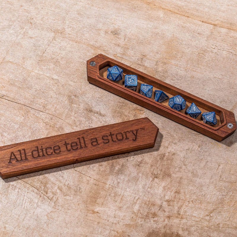 Q Workshop Boîte à dés Sapelli All dice tell a story