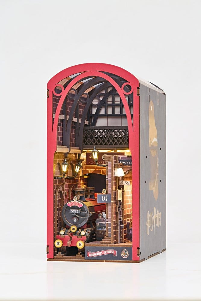 Harry Potter Tiny Adventures book nook mini-diorama Poudlard Express 18 cm